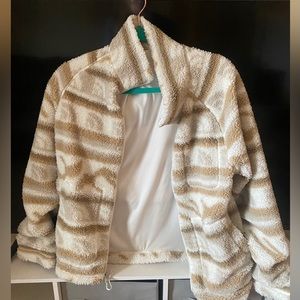 Men’s Northface Sherpa jacket